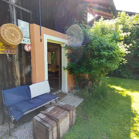 Gemuetliche Ferienwohnung Mit Kamin Und Garten Garmisch-Partenkirchen Exterior photo